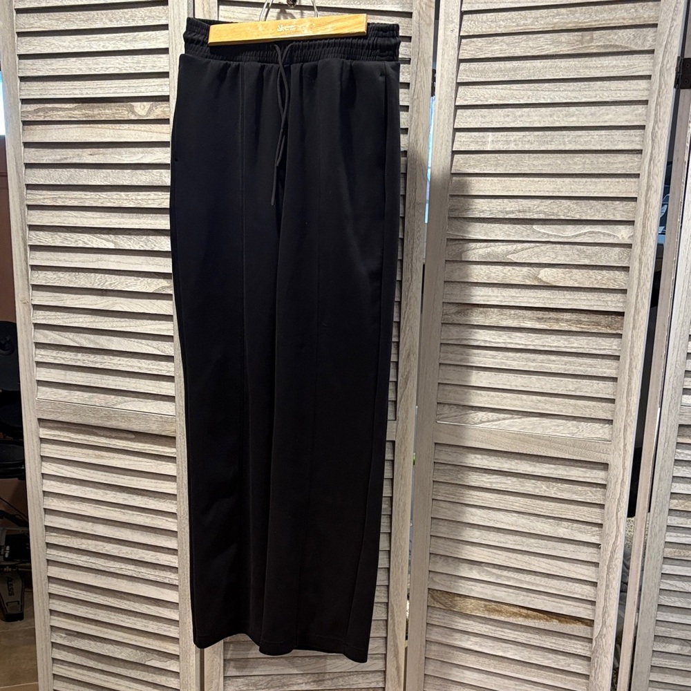 Classic Black Drawstring Joggers - image 1